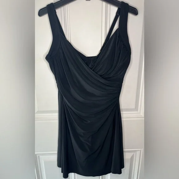 NEW Dreamsuit by Miracle Brands Black Slimming Control Underwire Swim Dress 10 - Picture 3 of 10